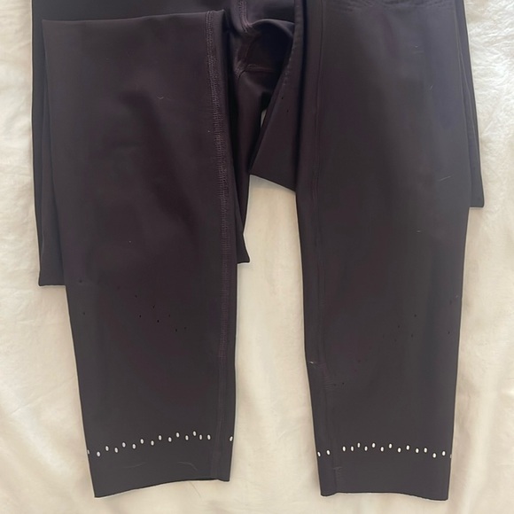 Lululemon high-waisted eggplant colored tights - Picture 1 of 6